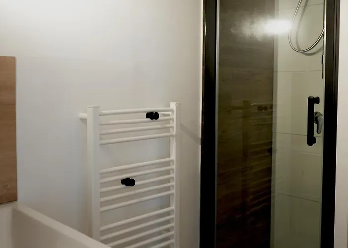 Daire Stosy Gare Caen